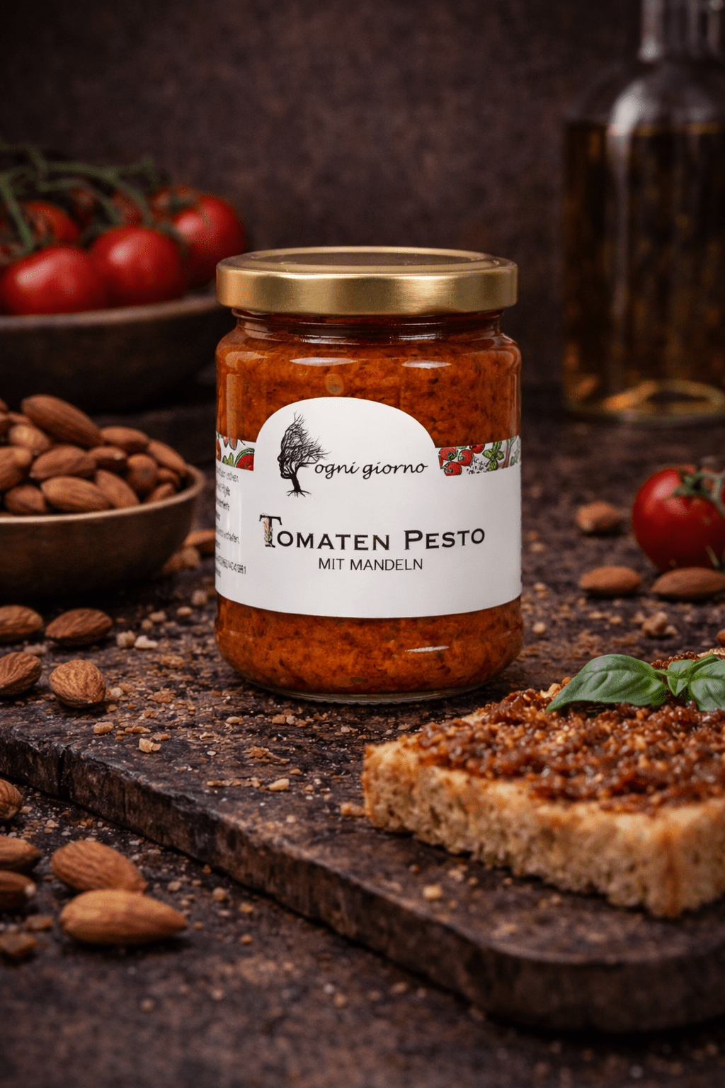 Tomaten Pesto mit Mandeln - Godimento.at